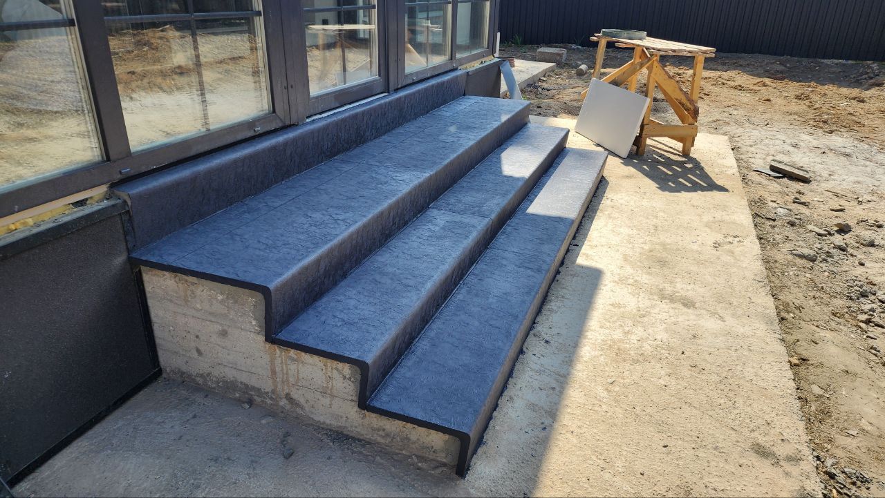 Два крыльца для частного дома — фото 1